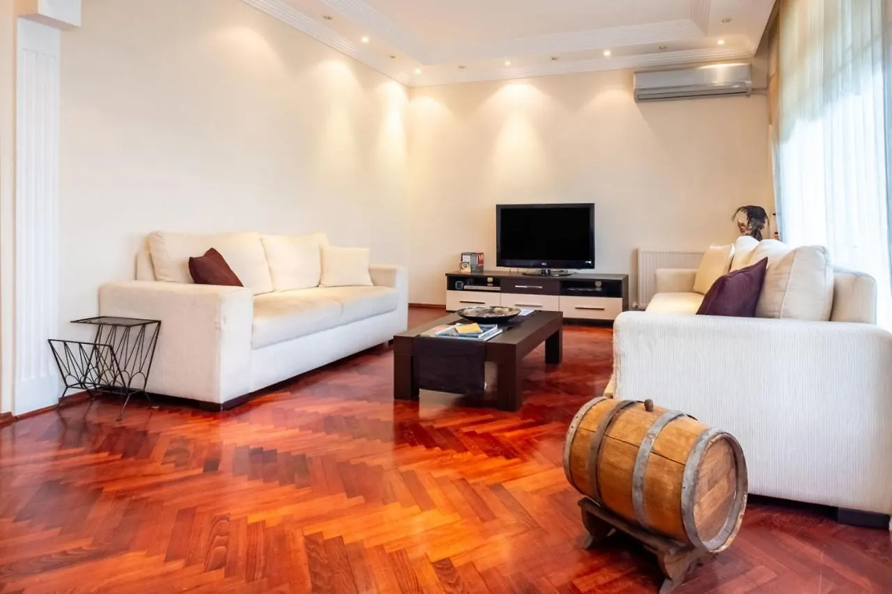 Bright And Central Flat In Kadikoy With Balcony Istanbul Apartment